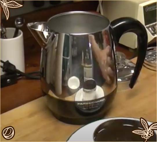 How to clean Farberware coffee maker