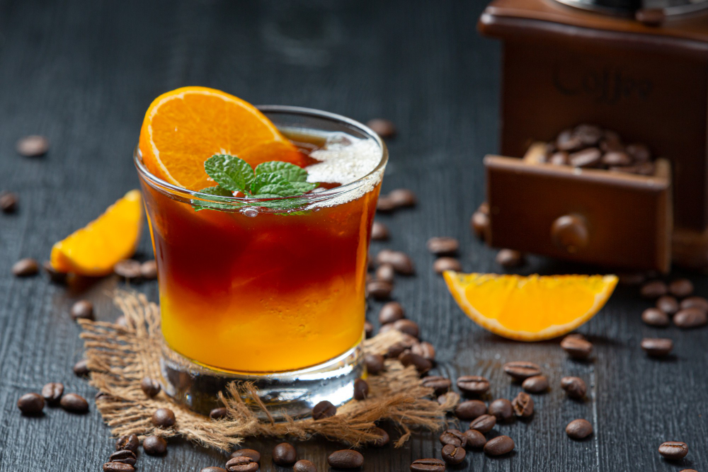 What is Espresso Tonic? How to Make It and Why It's Trending